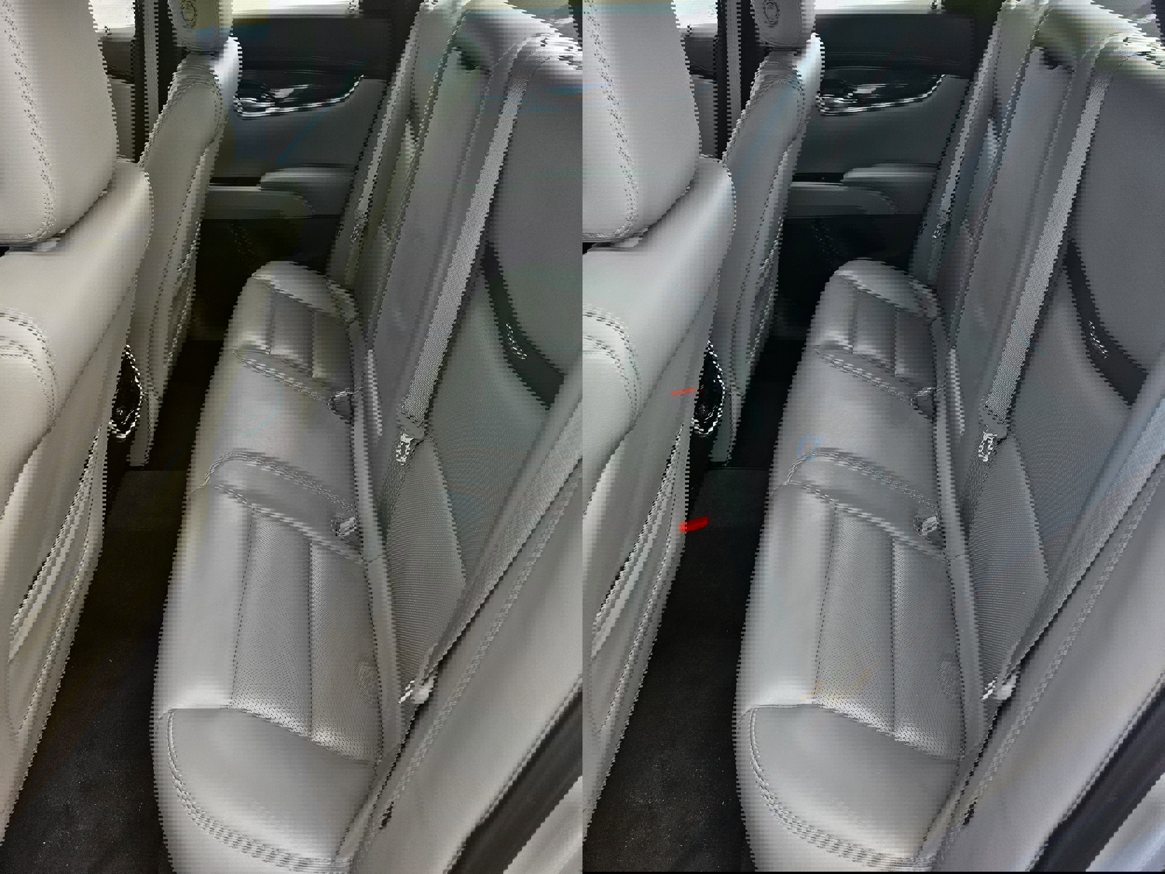 Used 2017 Cadillac XTS Luxury image 25