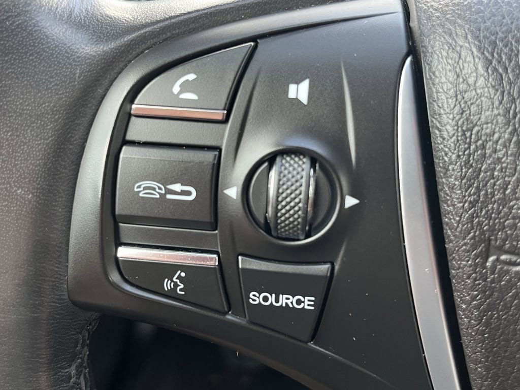 Used 2018 Acura TLX w/ Technology Package FWD image 29
