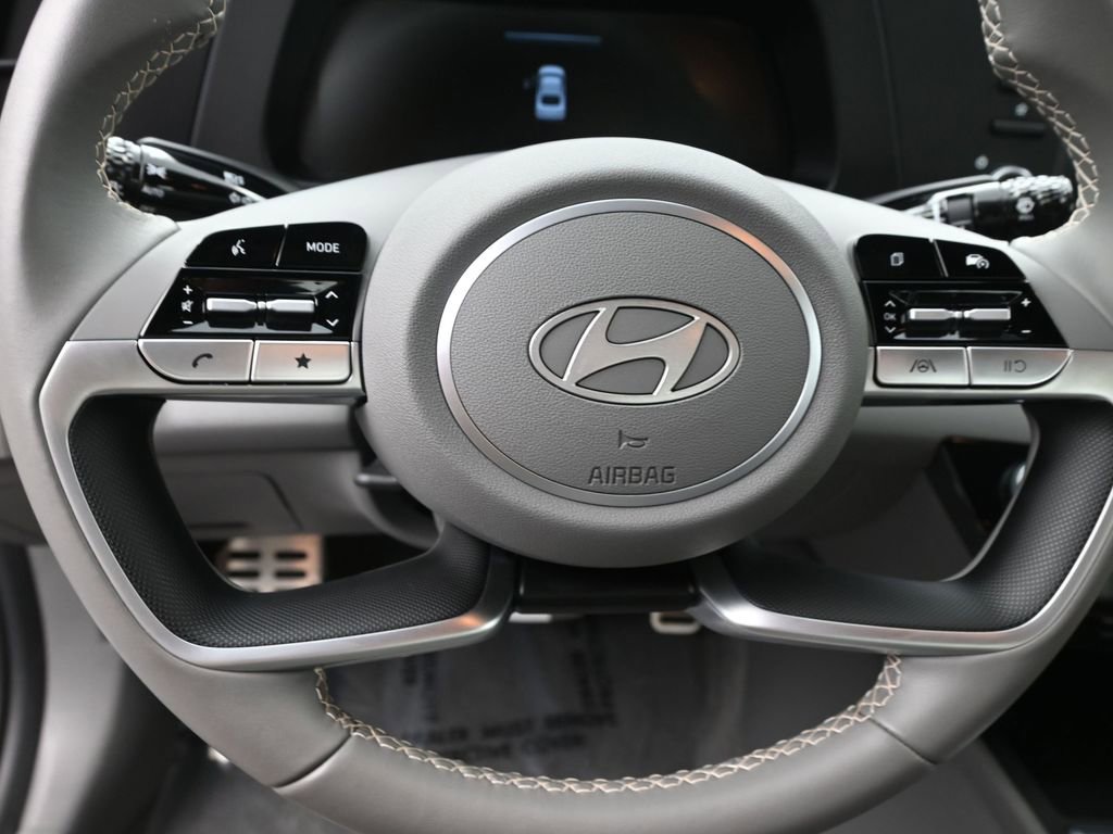 Certified 2025 Hyundai Elantra Sport image 30