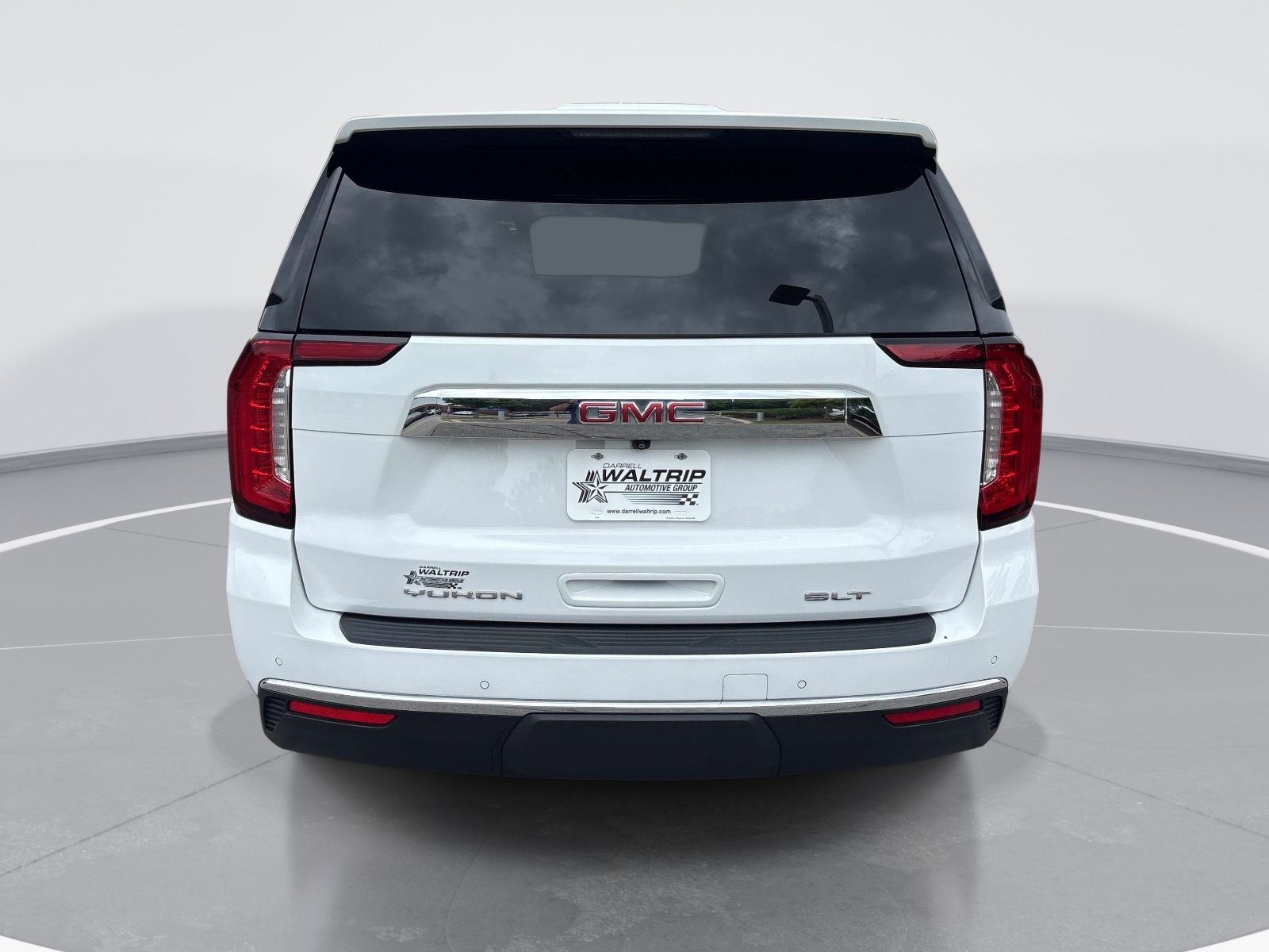 Used 2023 GMC Yukon XL SLT AWD/4WD image 7