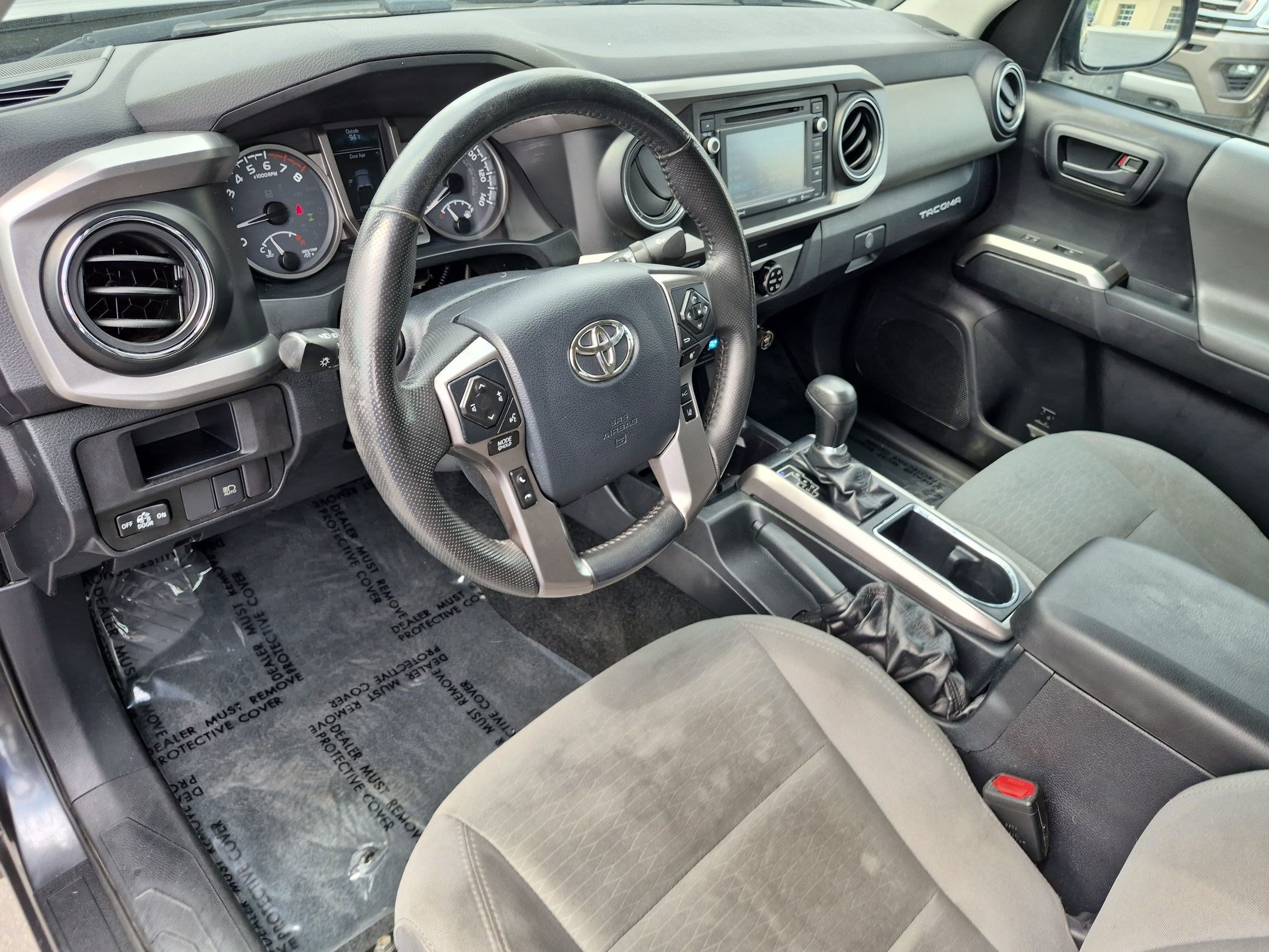 Used 2019 Toyota Tacoma SR5 AWD/4WD image 16
