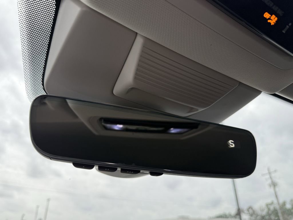 New 2026 Volkswagen Tiguan SE image 22