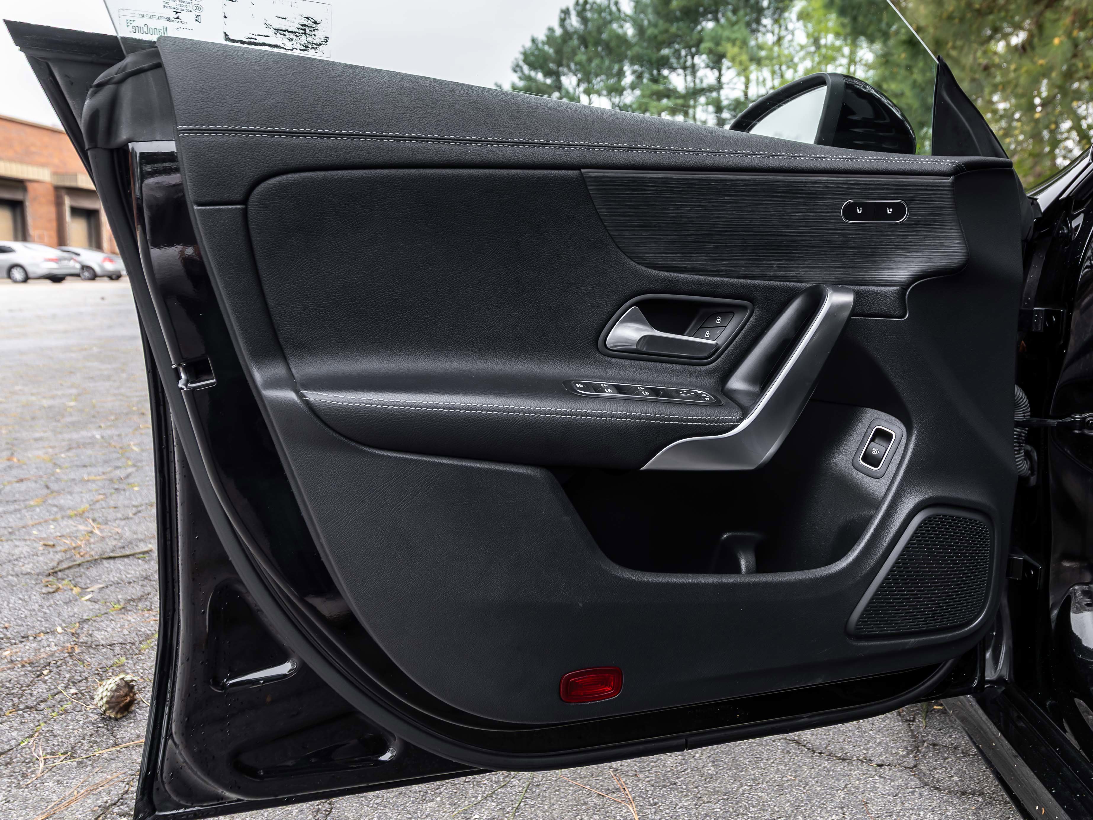 Used 2022 Mercedes-Benz CLA 250 image 31