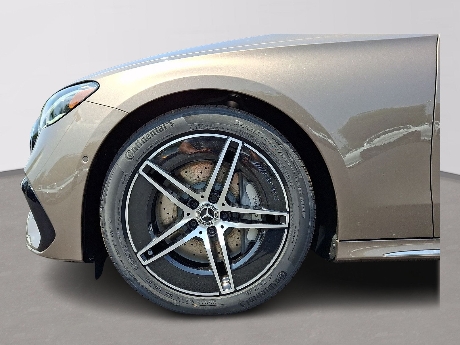 New 2026 Mercedes-Benz E 450 4MATIC Sedan image 7