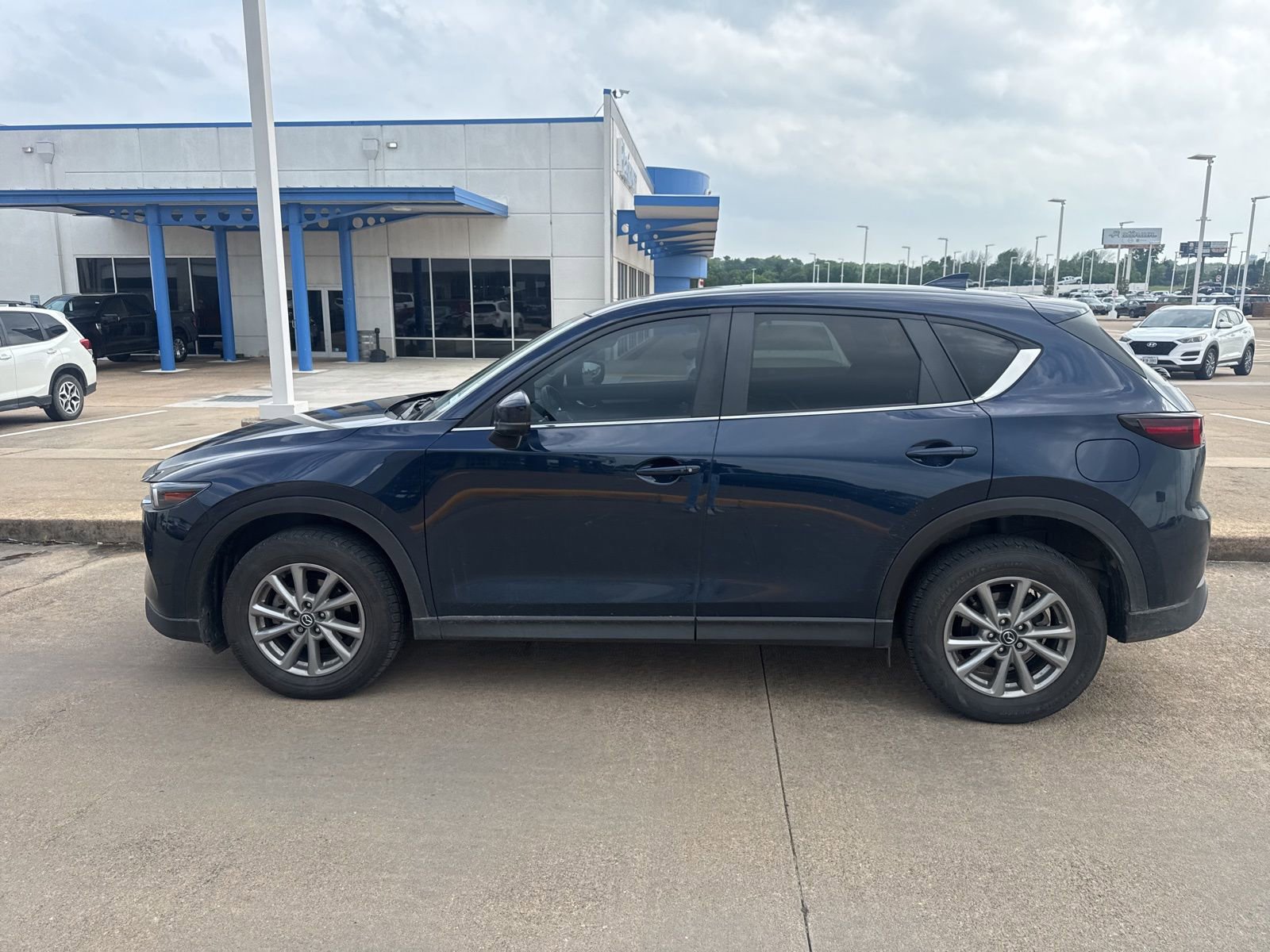 Used 2022 MAZDA CX-5 AWD 2.5 S w/ Preferred Package image 4