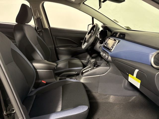 Used 2025 Nissan Versa SV w/ Trunk Package image 19