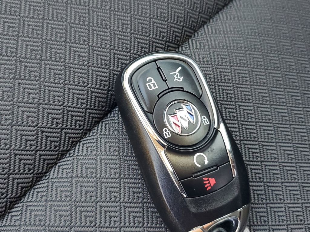 Used 2023 Buick Encore GX Select image 38