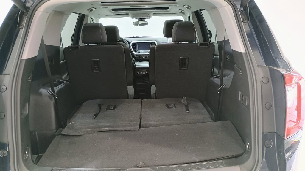 Used 2021 GMC Acadia SLE w/ Driver Convenience Package image 26