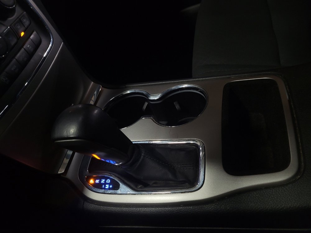 Used 2019 Jeep Grand Cherokee Laredo image 26