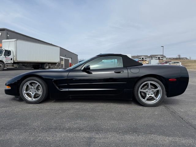 Used 2004 Chevrolet Corvette Convertible w/ Preferred Equipment Group image 4