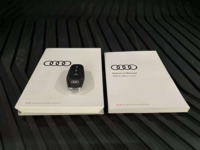 Used 2025 Audi Q6 e-tron Premium Plus w/ Premium Plus AWD/4WD image 15