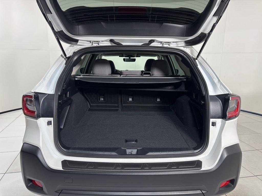 Used 2025 Subaru Outback Premium image 24