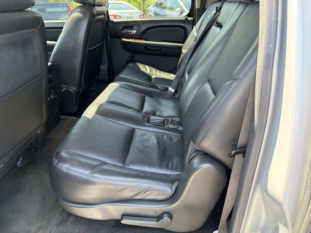 Used 2013 GMC Yukon XL 2500 SLT image 16