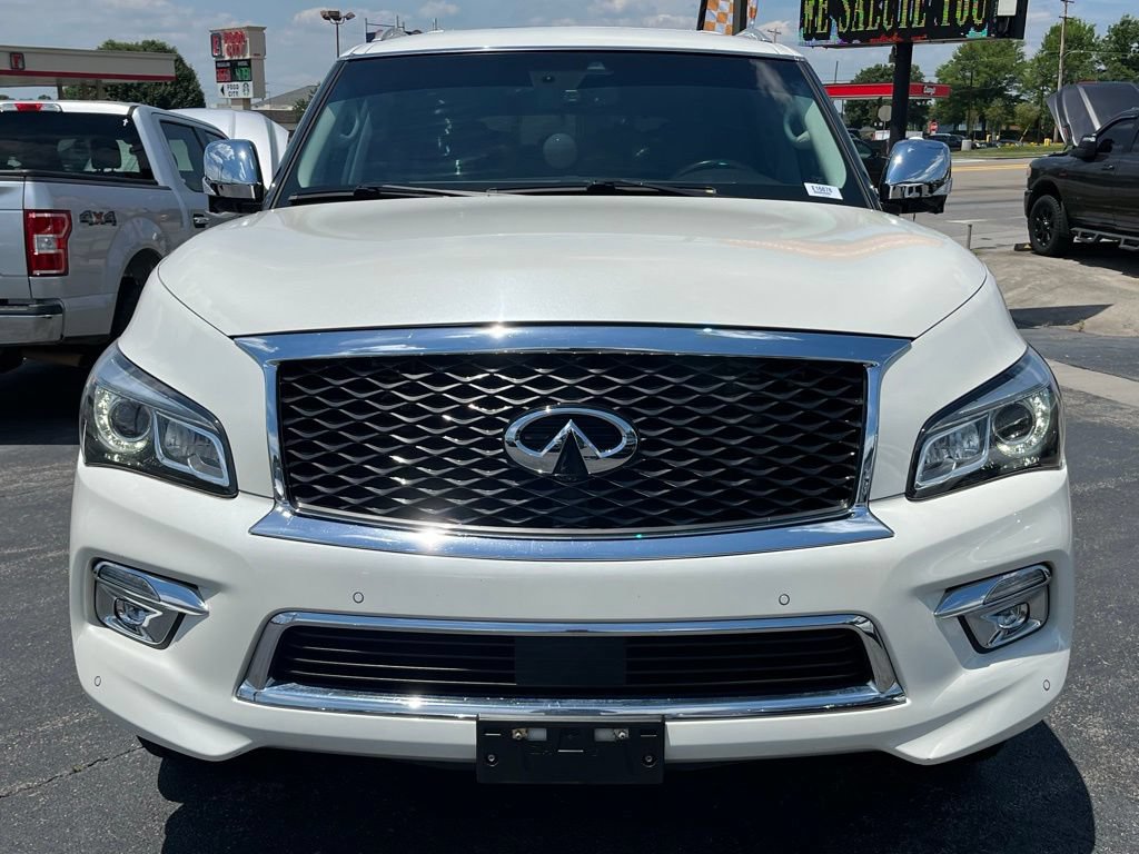 Used 2017 INFINITI QX80 4WD w/ Driver Assistance Package image 2