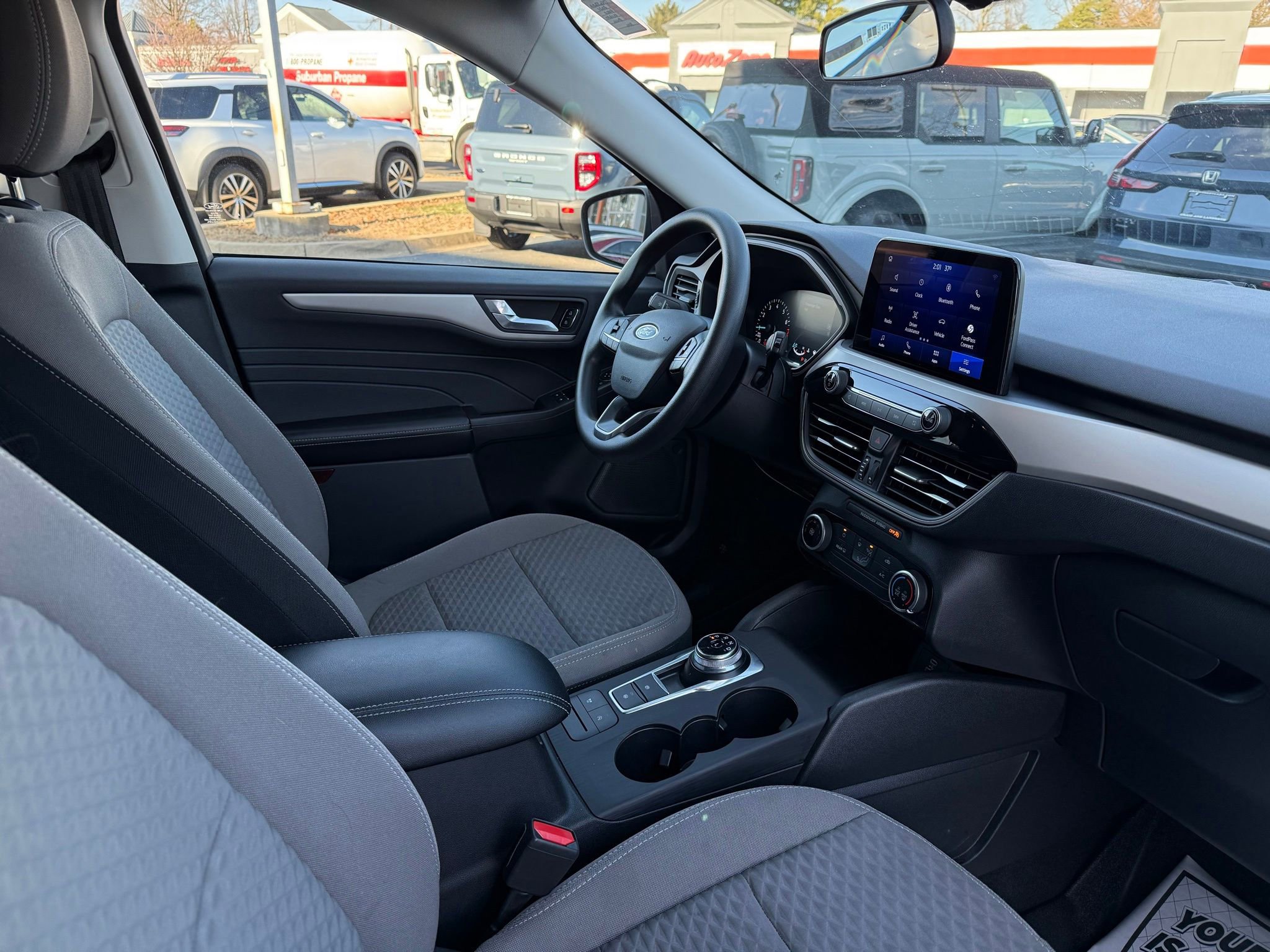 Used 2021 Ford Escape SE image 22