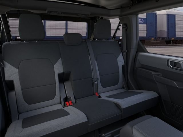 New 2026 Ford Bronco 4-Door w/ Sasquatch Package AWD/4WD image 11
