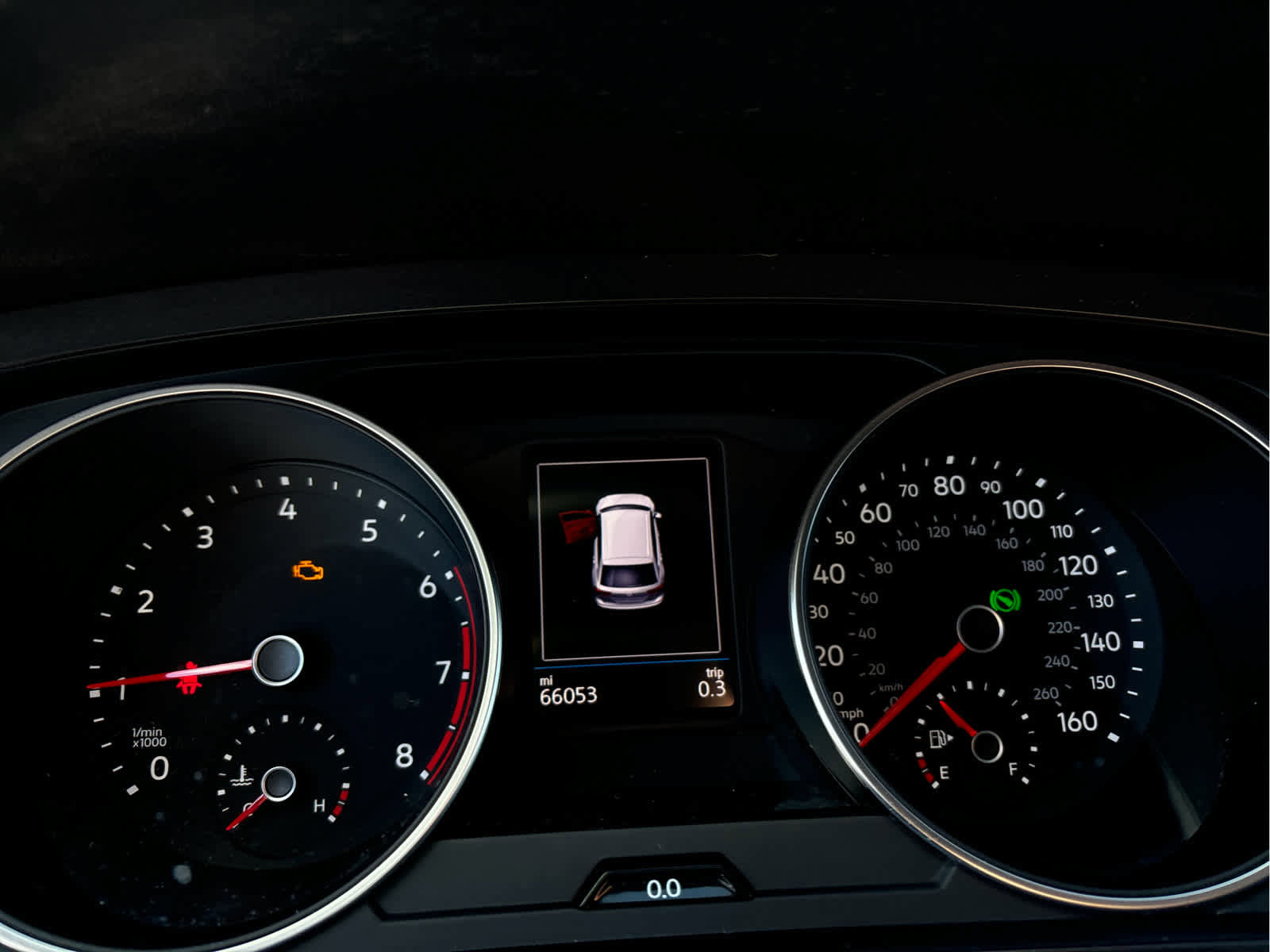 Used 2021 Volkswagen Tiguan SE R-Line image 14