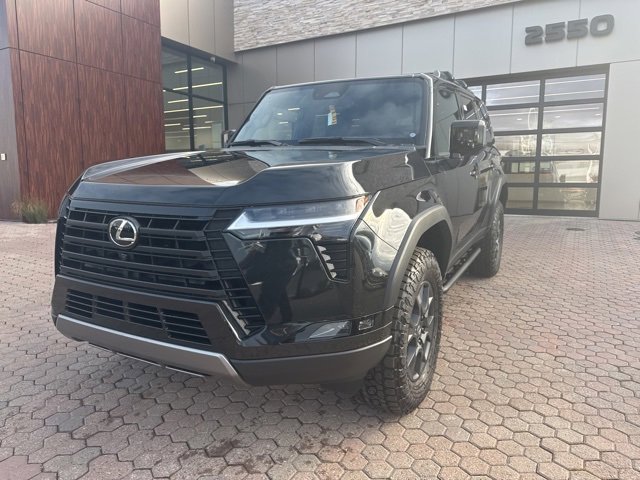 New 2025 Lexus GX 550 image 2