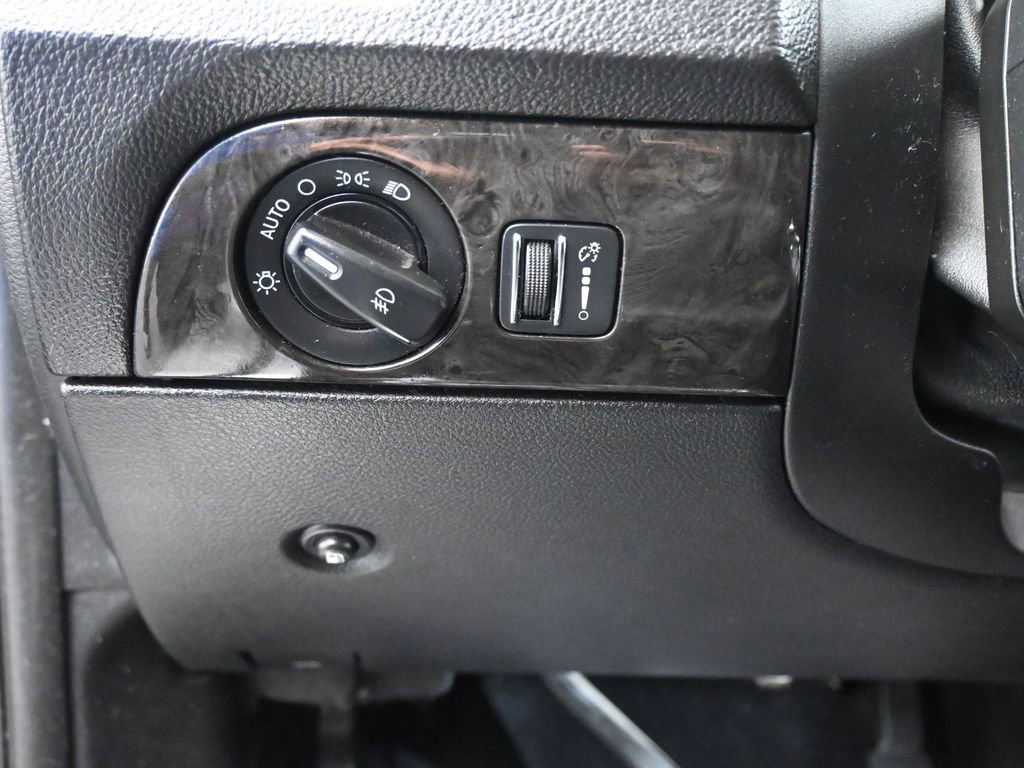 Used 2012 Dodge Durango Crew w/ Leather Interior Group image 12