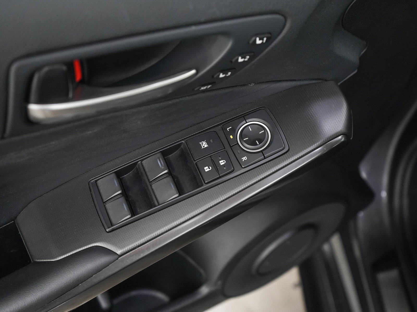 Used 2022 Lexus IS 350 F Sport AWD/4WD image 18