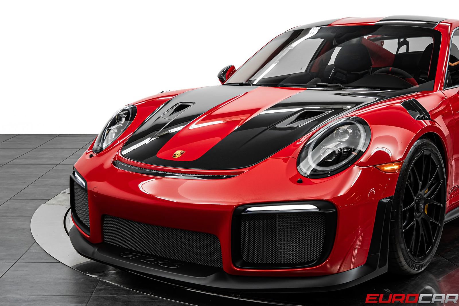 Used 2018 Porsche 911 GT2 RS RWD image 16
