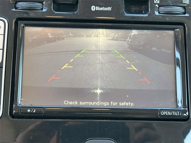 Used 2012 Nissan Leaf SL image 33