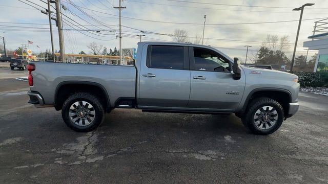 Used 2024 Chevrolet Silverado 2500 LT w/ Texas Edition image 9