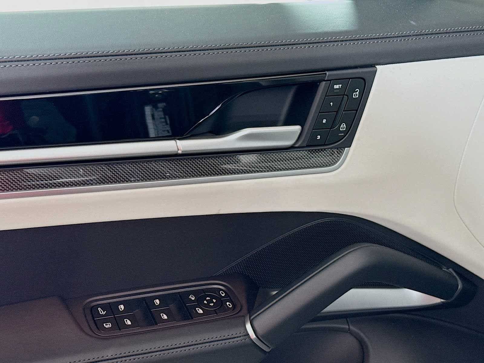 New 2025 Porsche Cayenne Turbo AWD/4WD image 14
