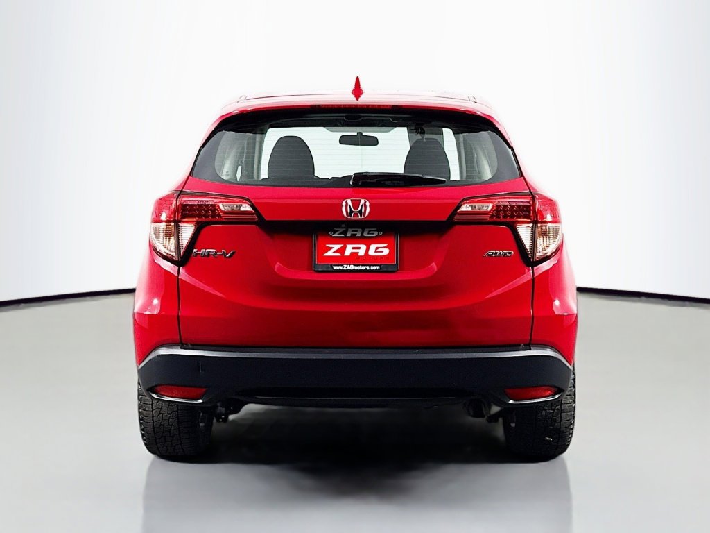 Used 2017 Honda HR-V LX image 4