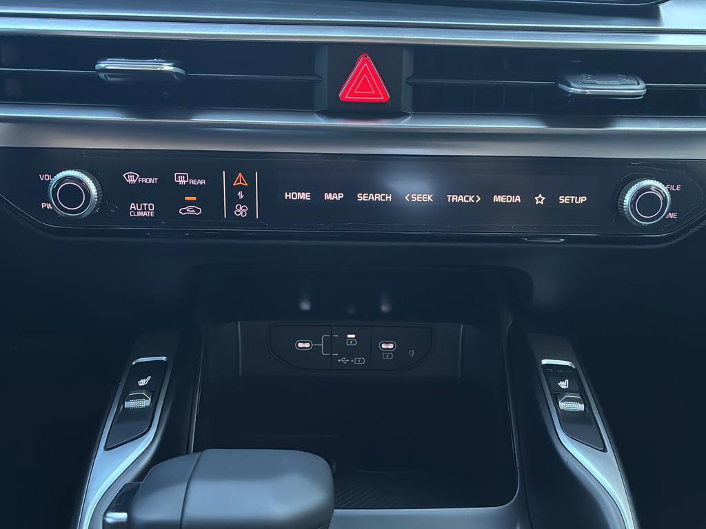 New 2025 Kia Sorento EX w/ Panoramic Sunroof Package image 24