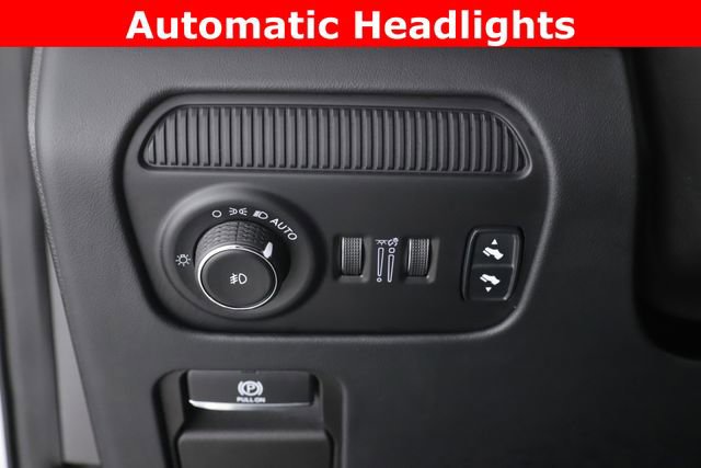 Used 2025 Jeep Grand Wagoneer Series III w/ Rear Seat Video Group 1 AWD/4WD image 21