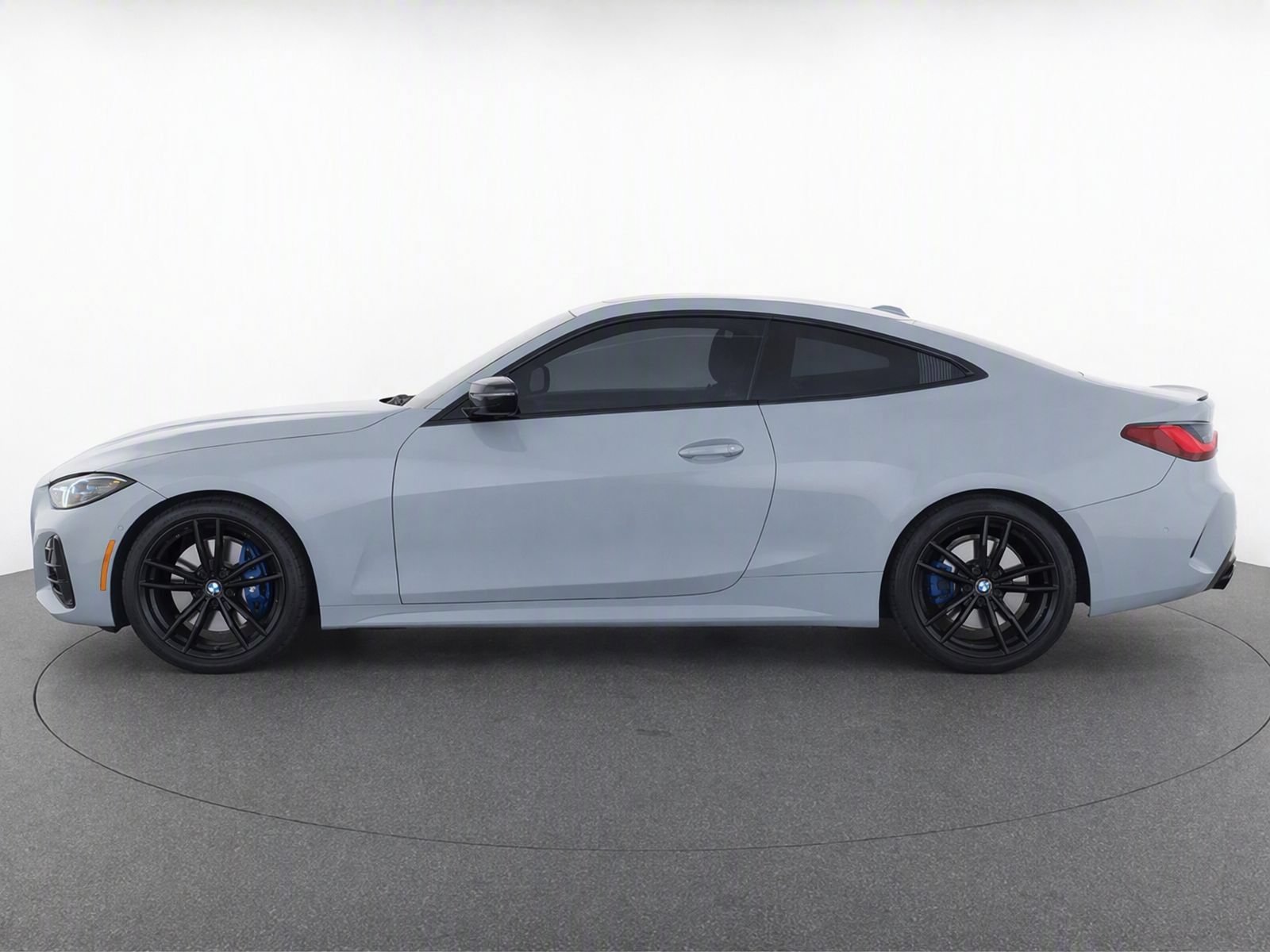 Certified 2024 BMW 430i Coupe w/ M Sport Package RWD image 3