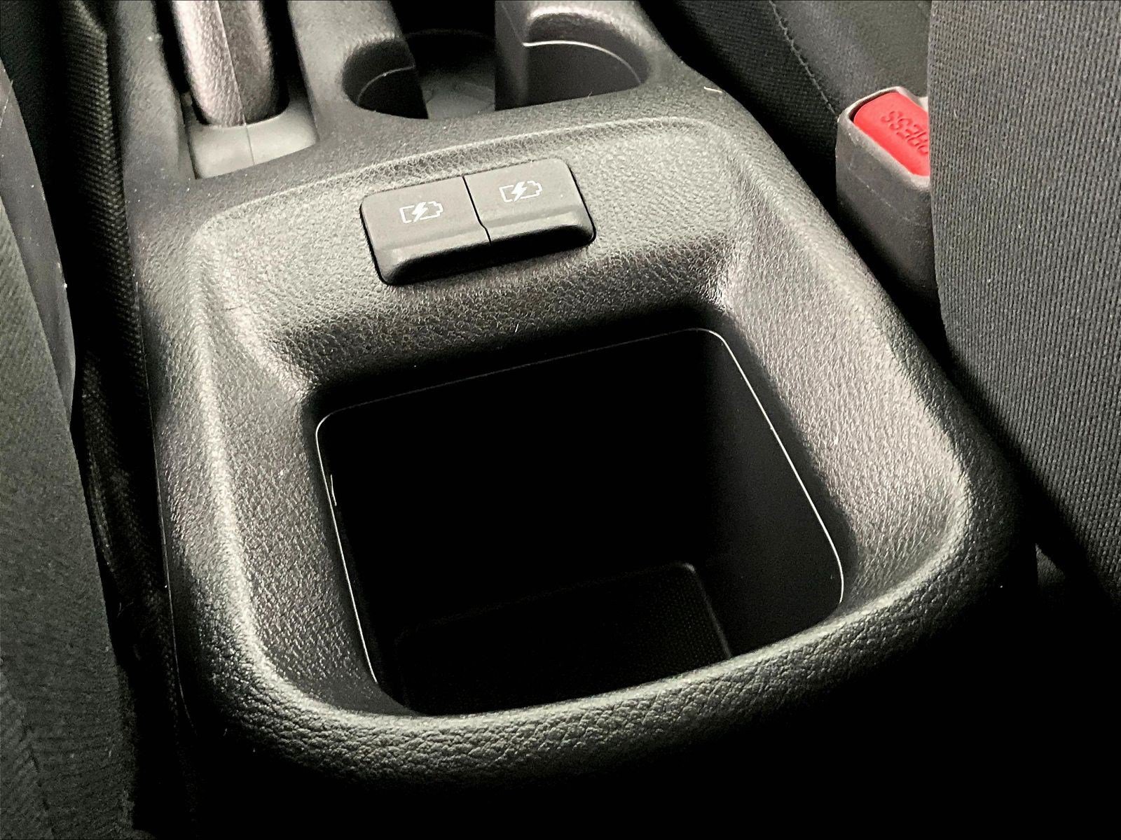 Certified 2021 Nissan Versa S FWD image 10