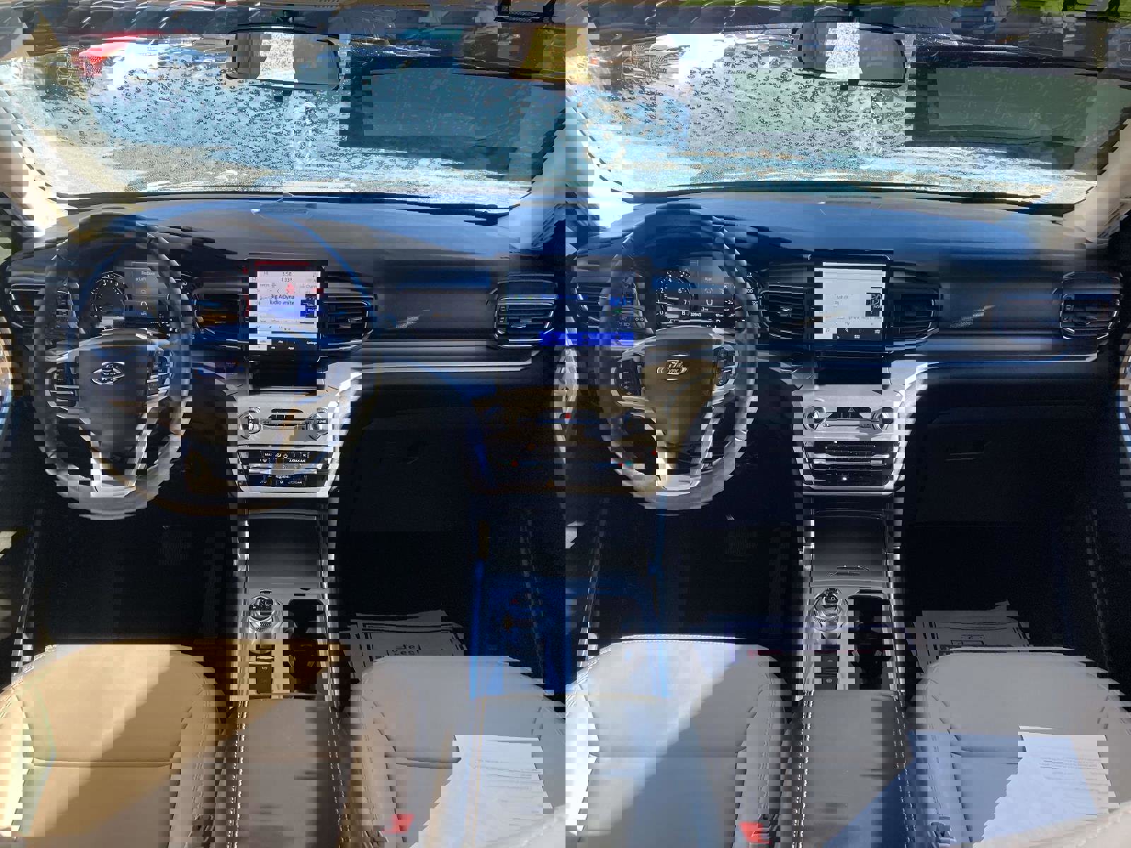 Used 2022 Ford Explorer XLT w/ Equipment Group 202A image 19