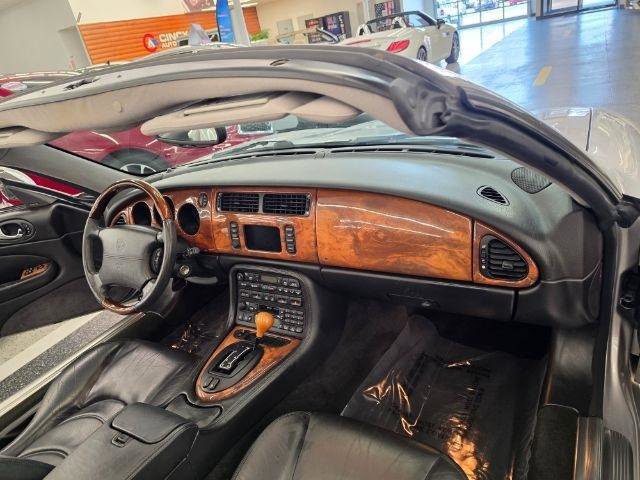 Used 2001 Jaguar XKR Convertible RWD image 14