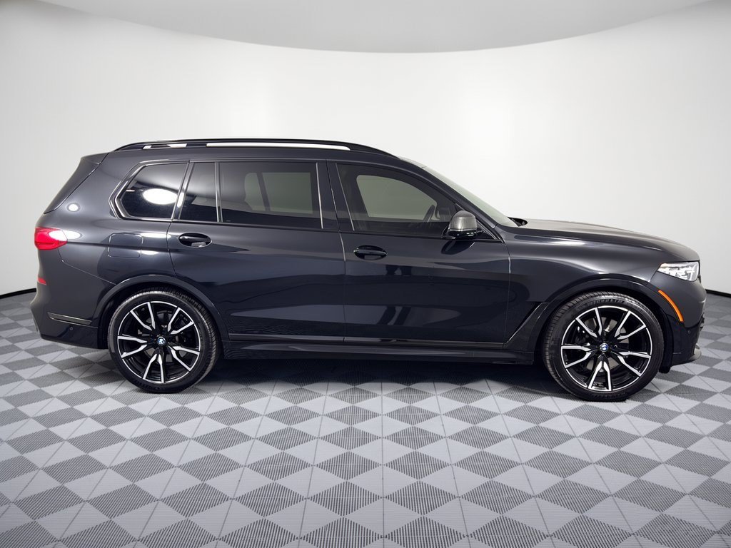Used 2021 BMW X7 xDrive40i w/ M Sport Package AWD/4WD image 8