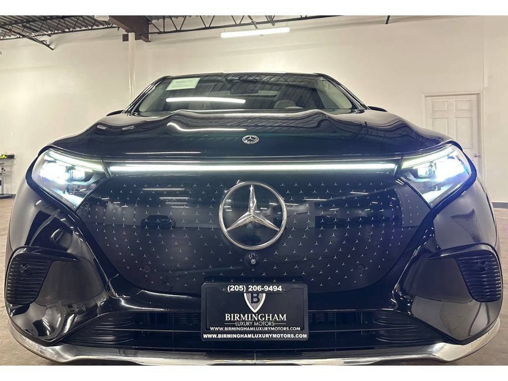 Used 2023 Mercedes-Benz EQS 450+ SUV image 4