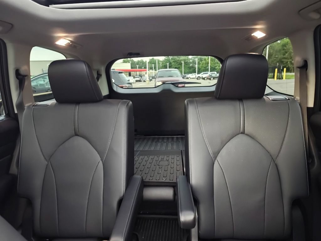 Used 2026 Toyota Grand Highlander AWD Hybrid image 15