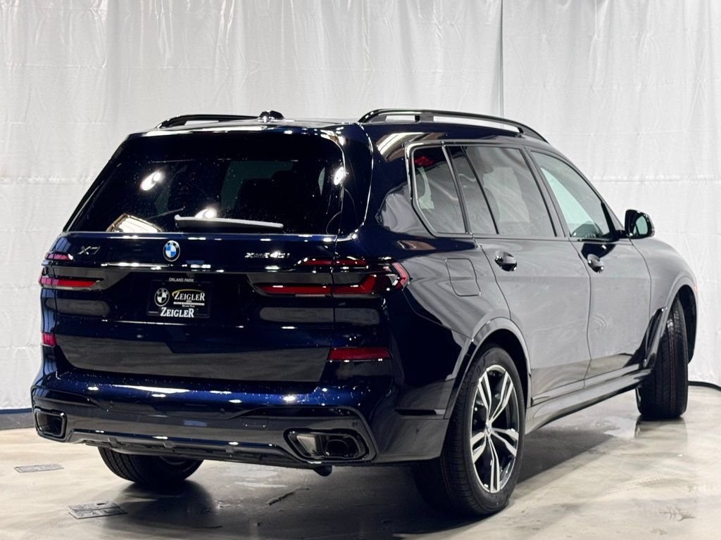 Used 2026 BMW X7 xDrive40i w/ M Sport Package AWD/4WD image 6