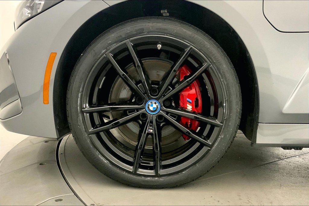 Certified 2024 BMW 330e xDrive w/ Premium Package AWD/4WD image 8