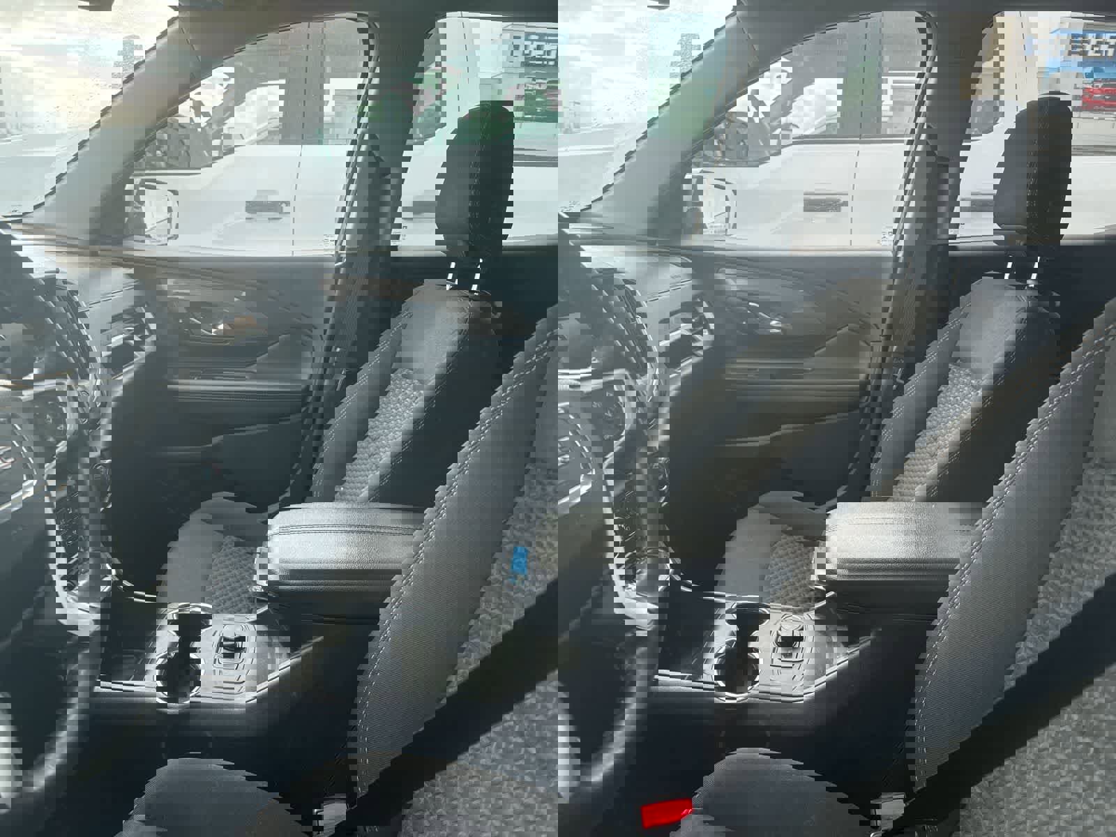 Used 2018 GMC Terrain SLE image 28