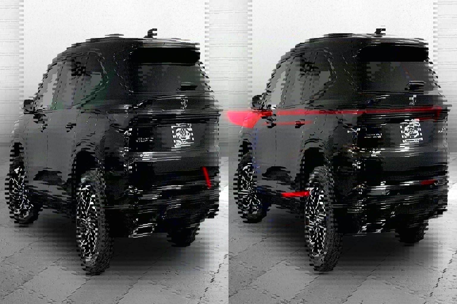 Used 2025 Buick Enclave Sport Touring image 11