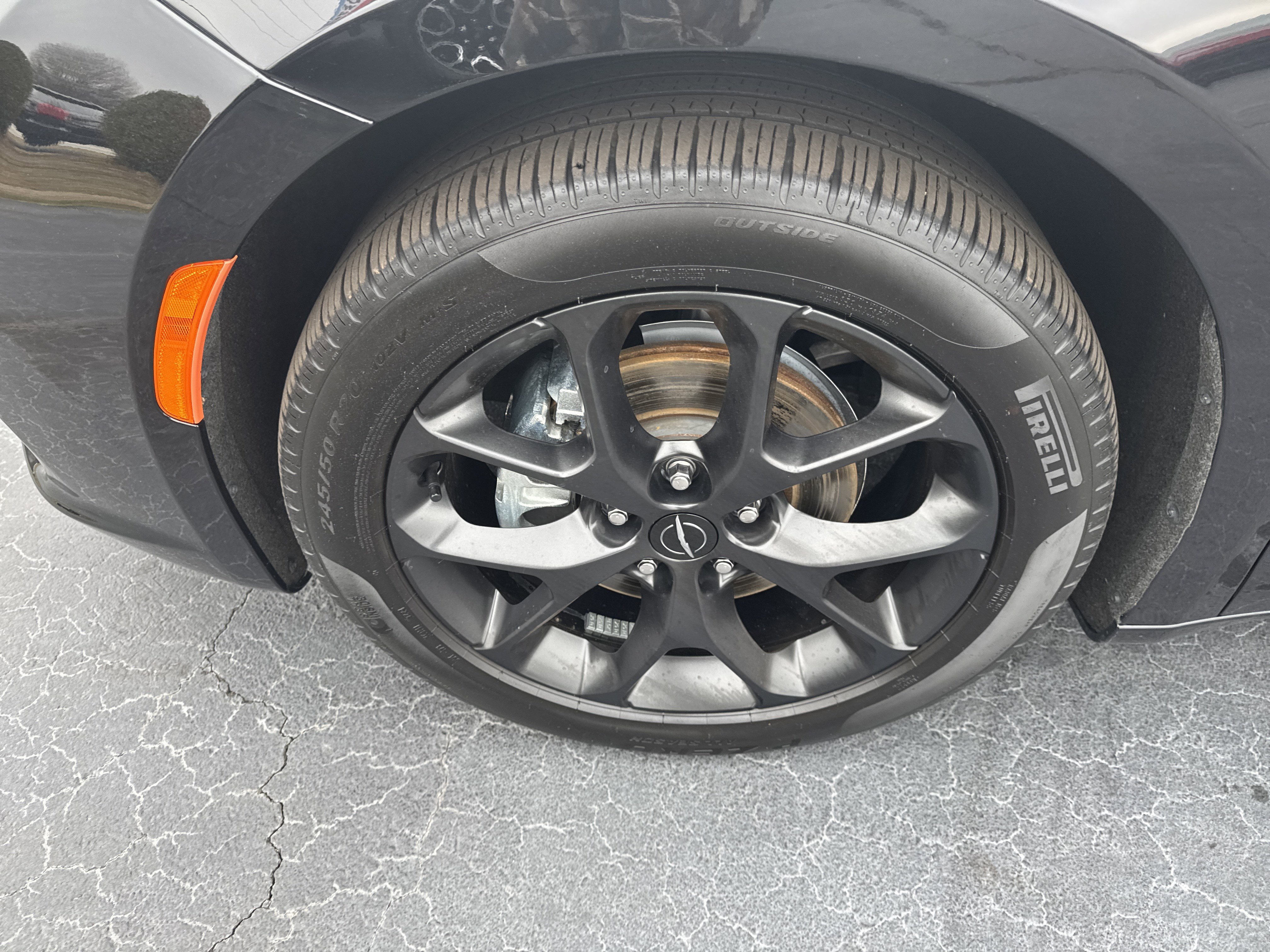 Used 2025 Chrysler Pacifica Limited image 11