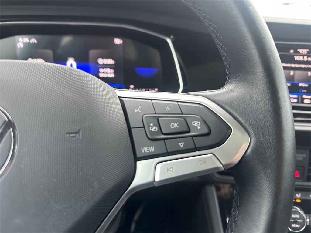 Used 2023 Volkswagen Jetta SE image 30