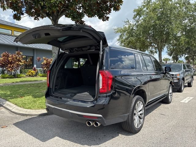Used 2023 GMC Yukon XL Denali AWD/4WD image 20