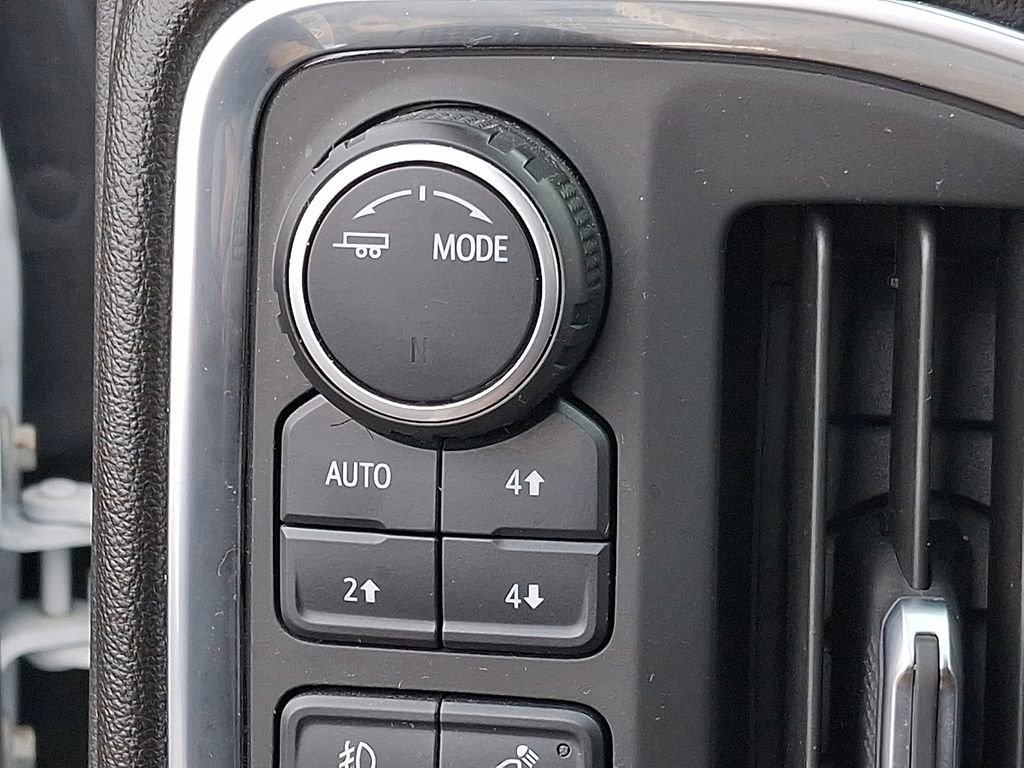 Used 2021 Chevrolet Silverado 1500 LTZ image 25