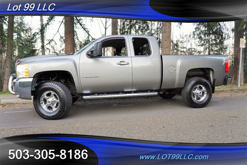 Used 2008 Chevrolet Silverado 2500 LTZ w/ Suspension Package, Off-Road AWD/4WD image 5