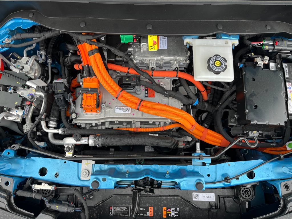 New 2027 Chevrolet Bolt RS w/ Technology Package FWD image 11