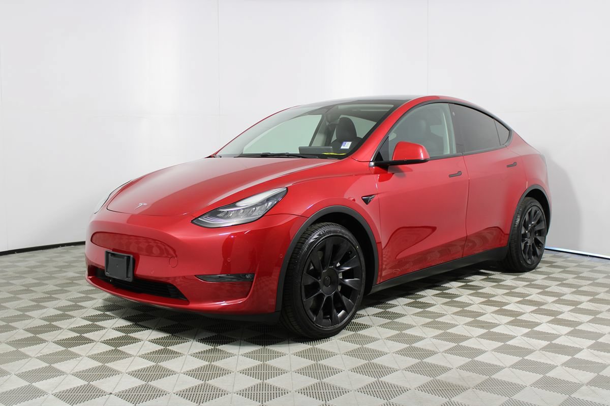 Used 2022 Tesla Model Y Long Range AWD/4WD image 3