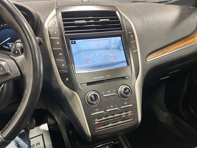 Used 2019 Lincoln MKC Select w/ Vista Value Package AWD/4WD image 18